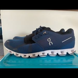 Men’s On Cloud Size 10